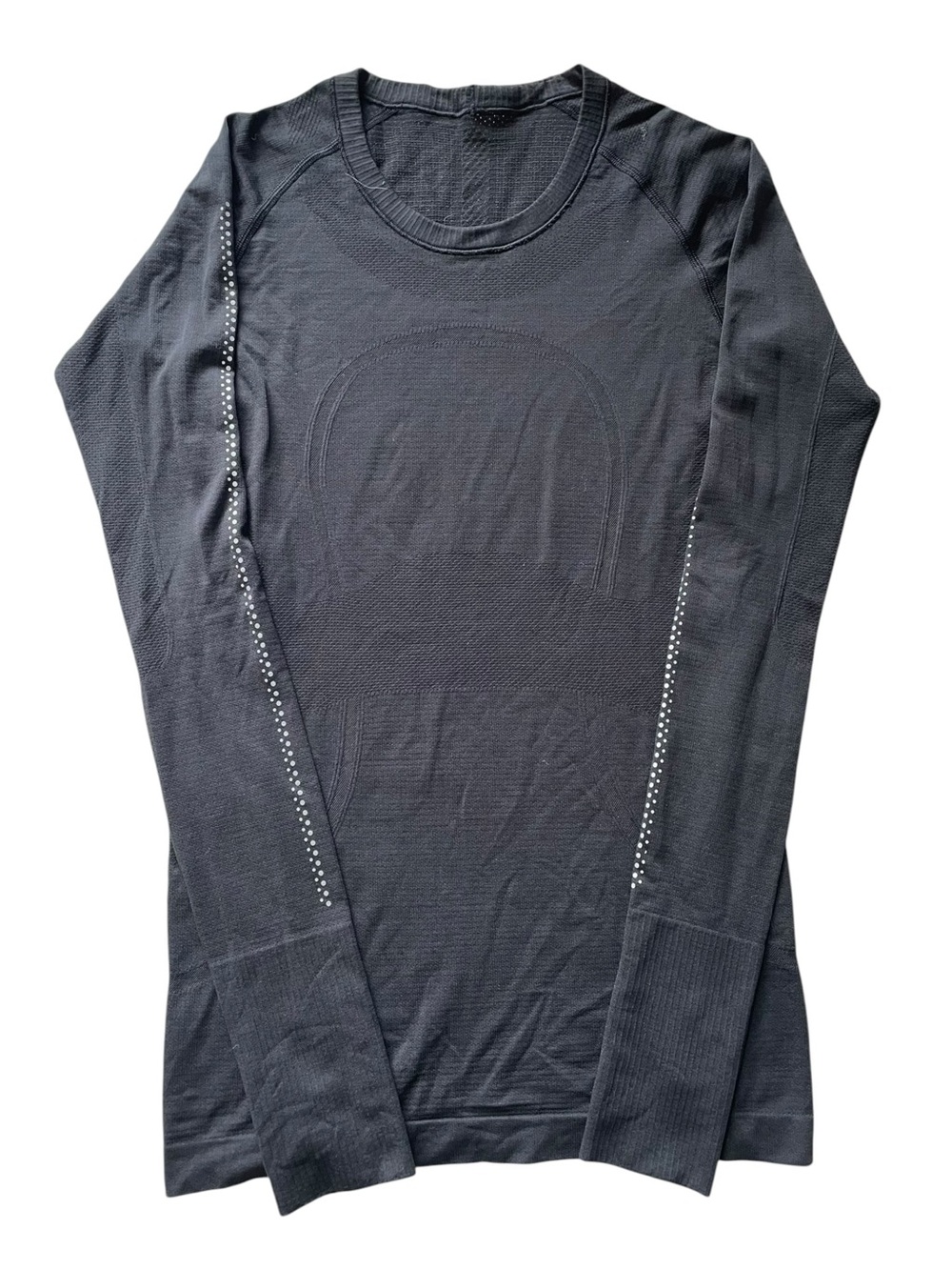Lululemon Swiftly Tech Black Long Sleeve Crew Reflective - Women’s 6 EUC 84$